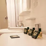 Apartmanhotel With Swimming Pool A Few Minutes From