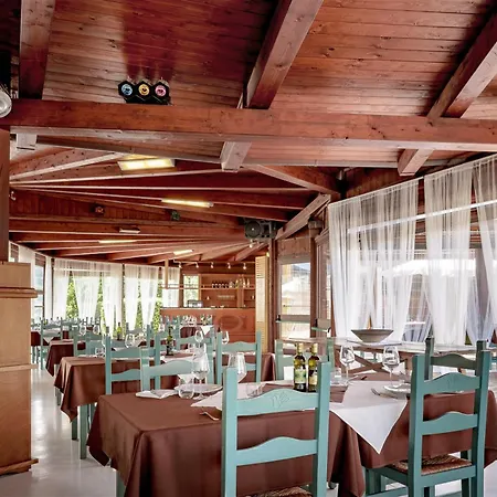 With Swimming Pool A Few Minutes From 3* אלגהרו