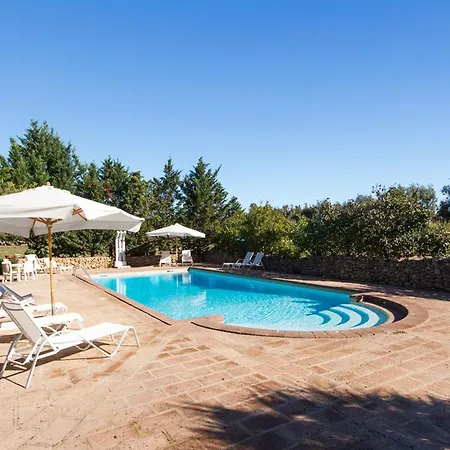 Apartahotel With Swimming Pool A Few Minutes From