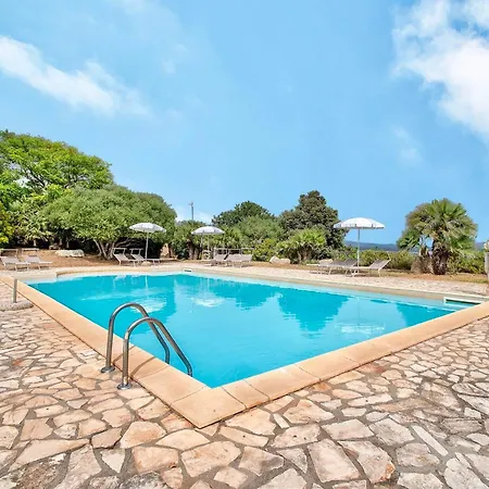 With Swimming Pool A Few Minutes From Apartahotel Alguer