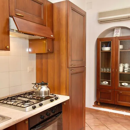 With Swimming Pool A Few Minutes From Appart hôtel 3*