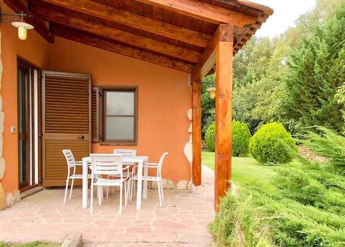 With Swimming Pool A Few Minutes From Aparthotel