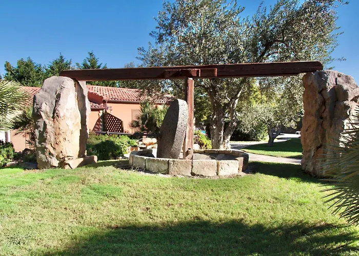 Aparthotel With Swimming Pool A Few Minutes From 3*