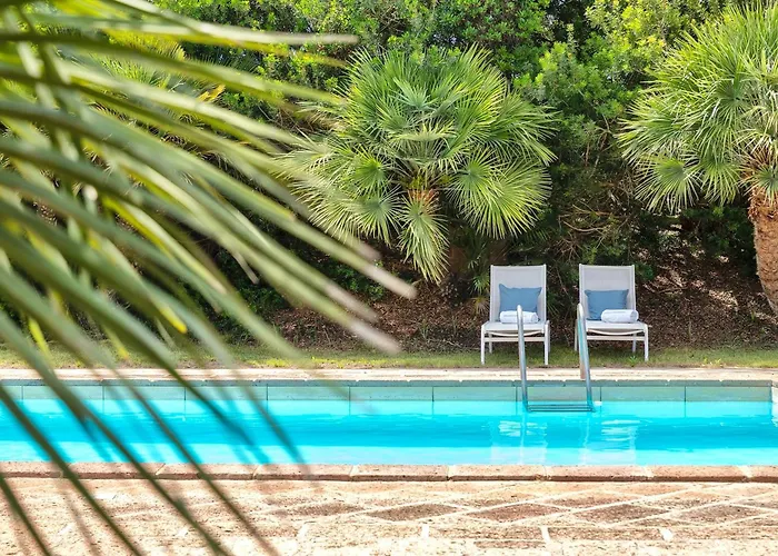 With Swimming Pool A Few Minutes From Alghero